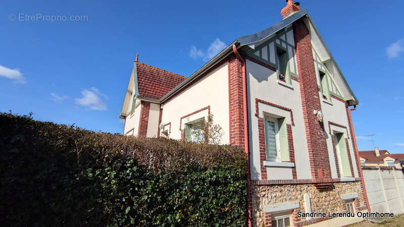 Maison à PONT-DE-L'ARCHE