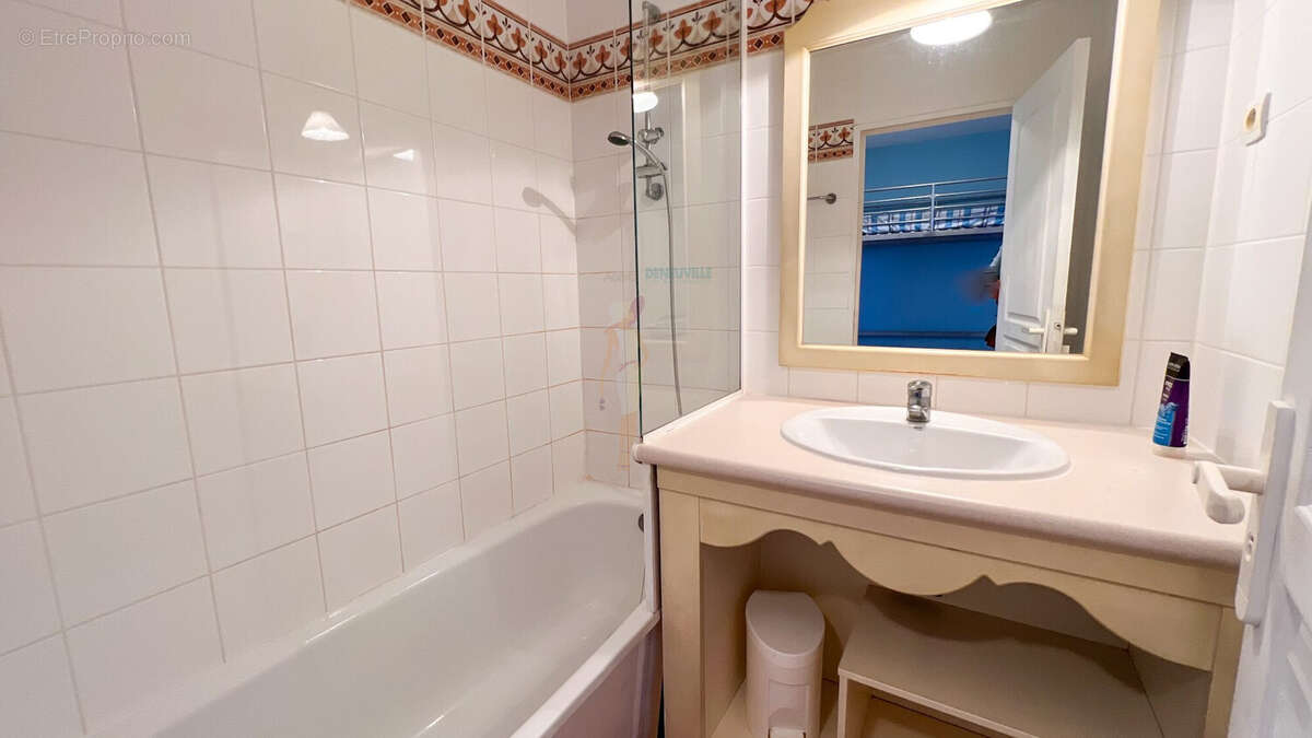 Appartement à LES ISSAMBRES