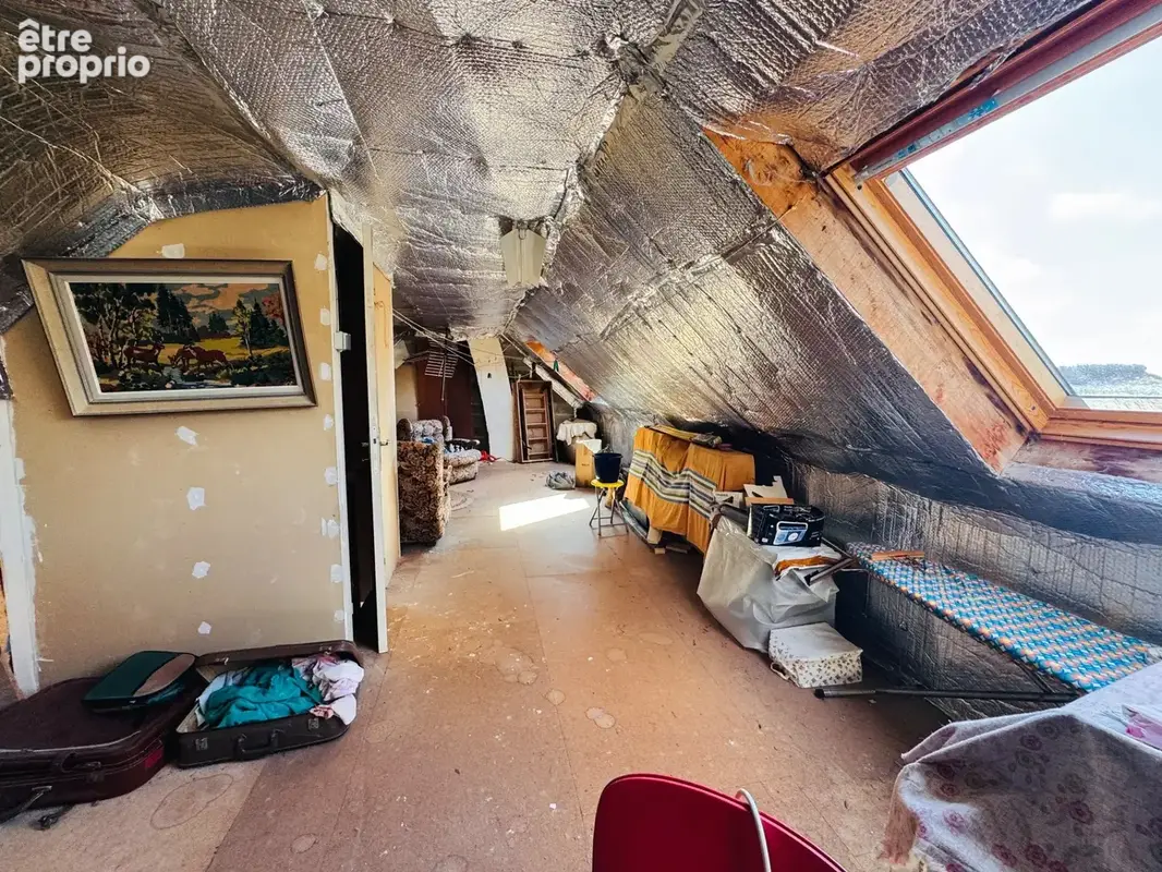 Maison T3 avec étang et grenier aménageable sur 2 183 m² de terrain – Plouguin - photo 12