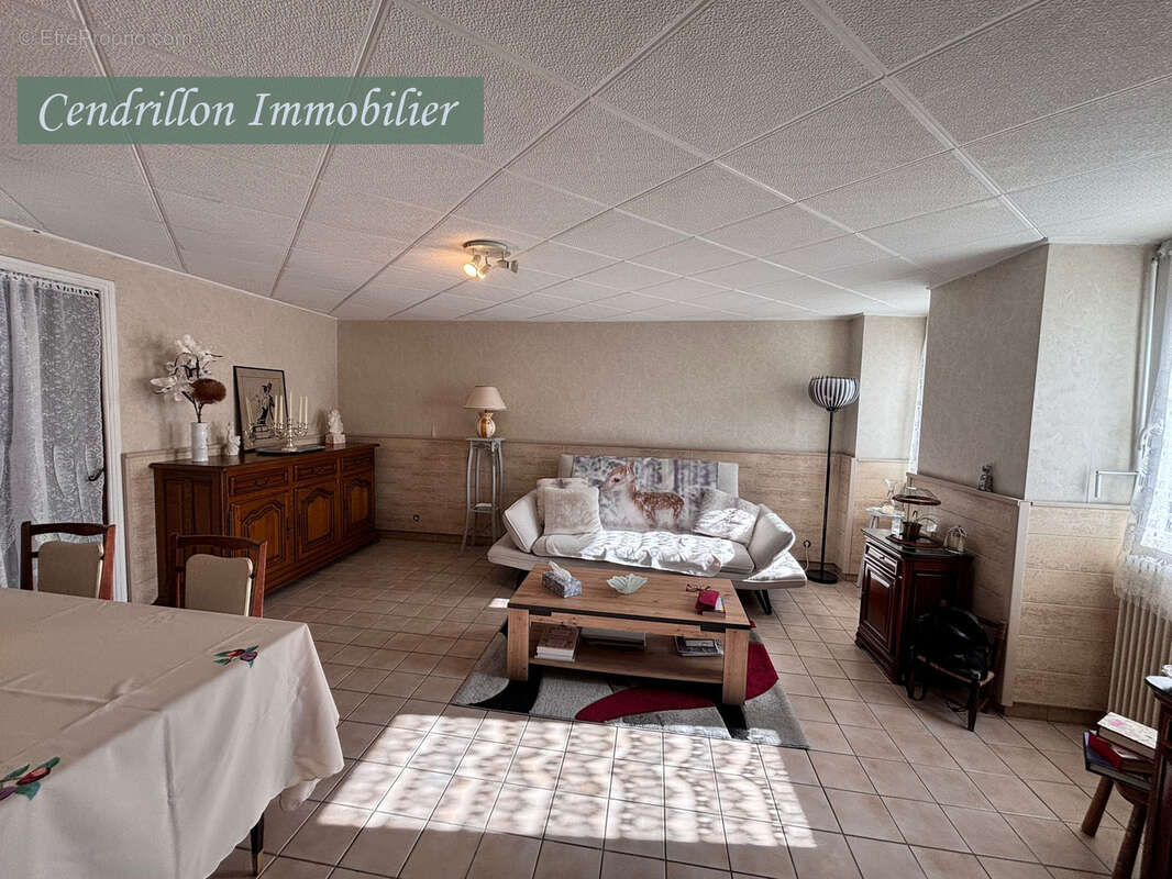 Maison à BOSMOREAU-LES-MINES