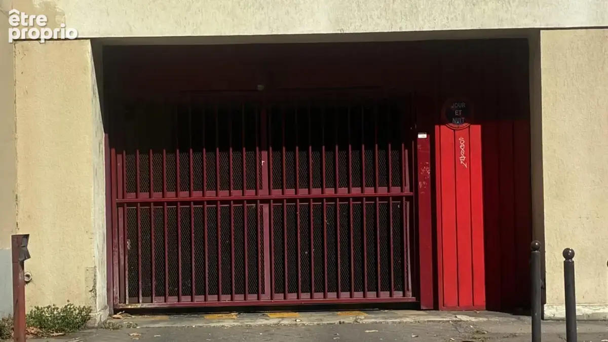 Photo Parking à Paris-13e au prix de 15 000€