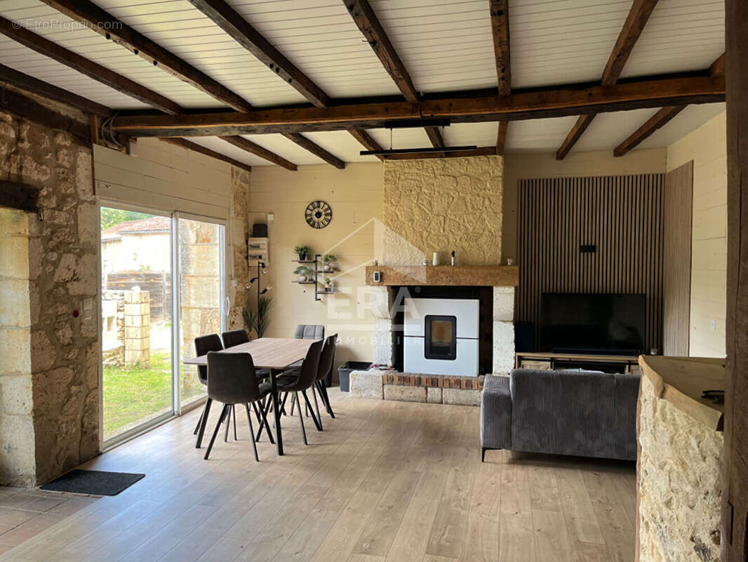 Maison à SARLIAC-SUR-L'ISLE