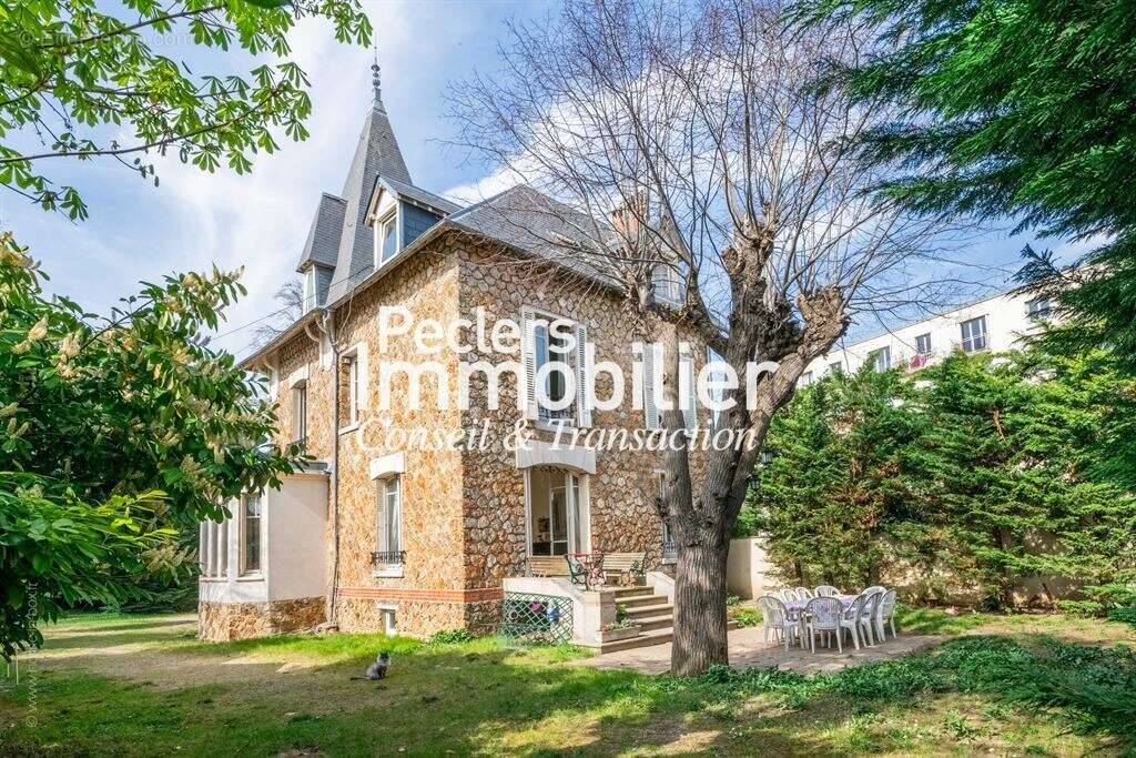 Maison à RUEIL-MALMAISON