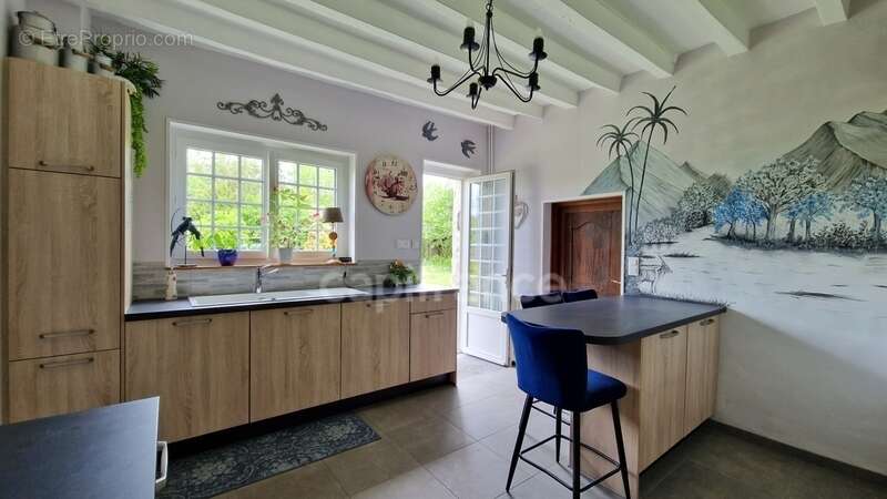 Dpt Essonne (91), à vendre proche de Méréville propriété 8 pièces avec maisonnette, jardin clos, cave et garage - photo 16