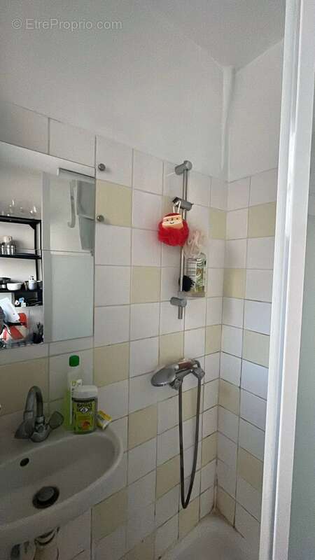 Commerce à PARIS-19E