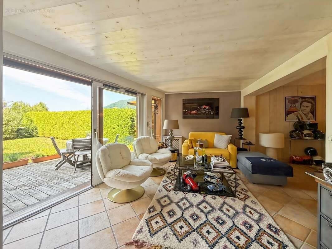 A VENDRE - Appartement T4 en rez de jardin - MEGEVE - photo 2
