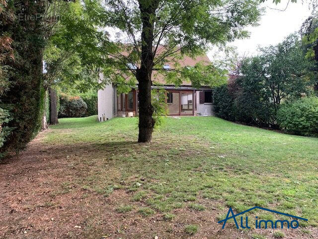 Maison à SUCY-EN-BRIE