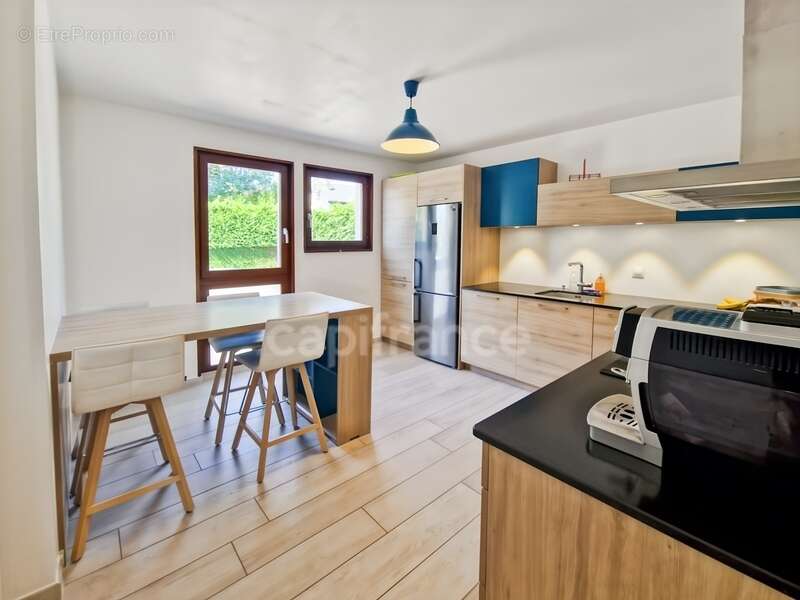 Maison à PREVESSIN-MOENS