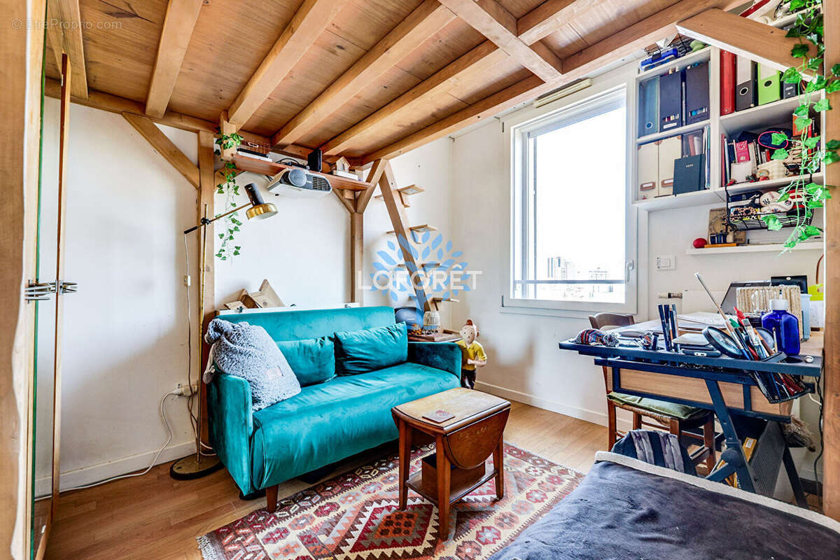 Appartement à PARIS-14E