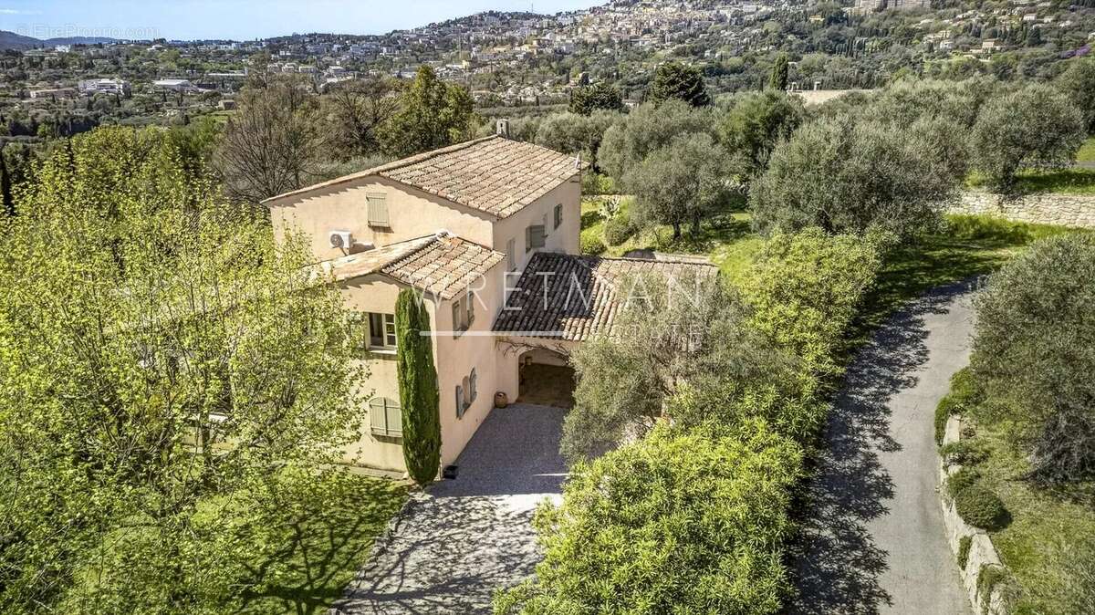 Maison à GRASSE
