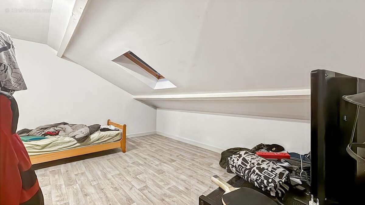 Maison à BESSINES-SUR-GARTEMPE