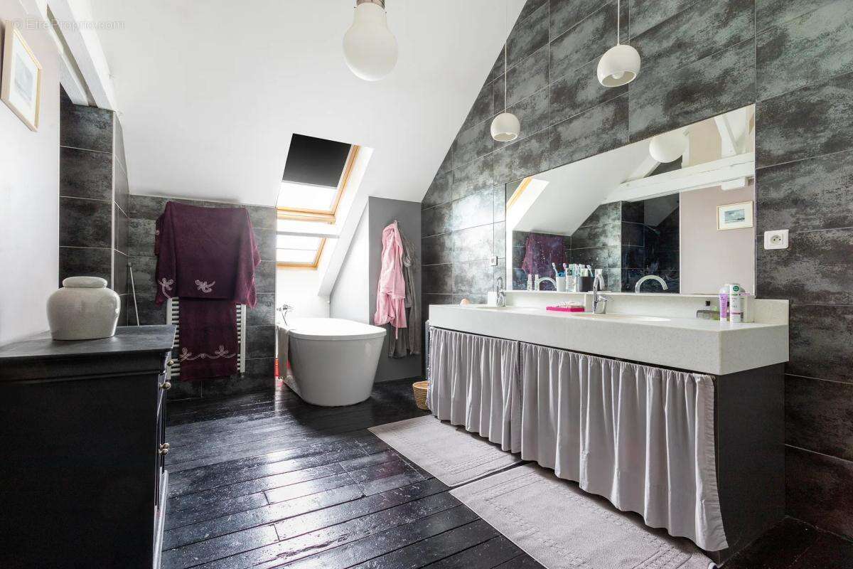 Maison de 6 pièces de 181 m² à Verlinghem - photo 12