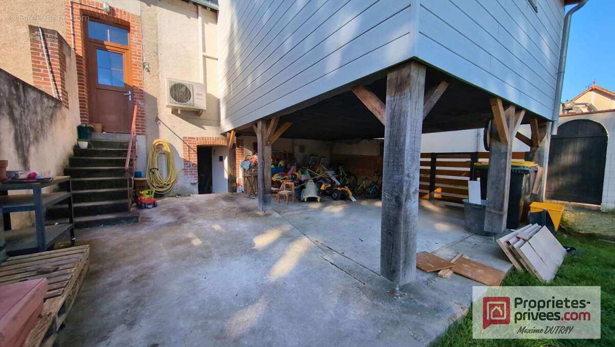 Maison à CHATEAU-RENAULT