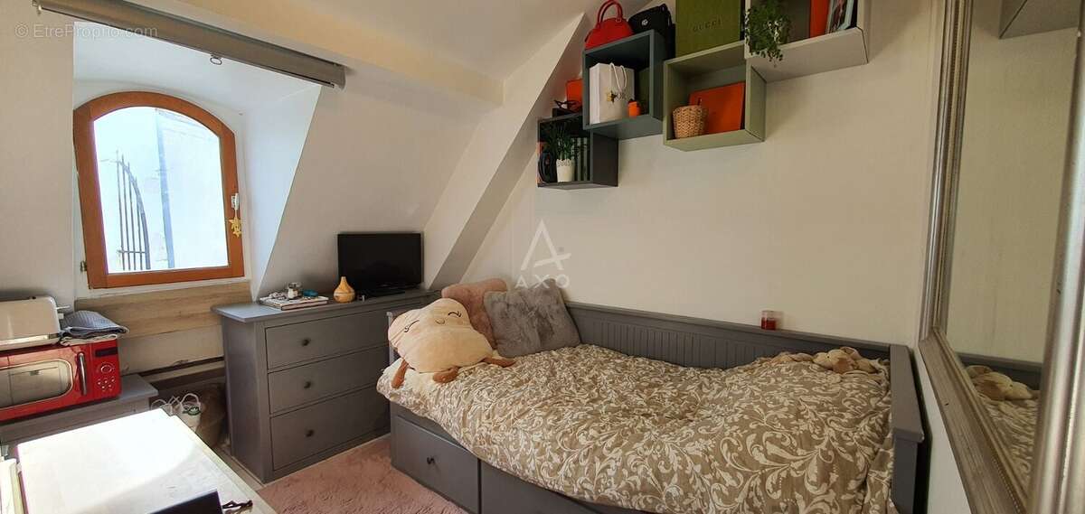 Appartement à PARIS-7E