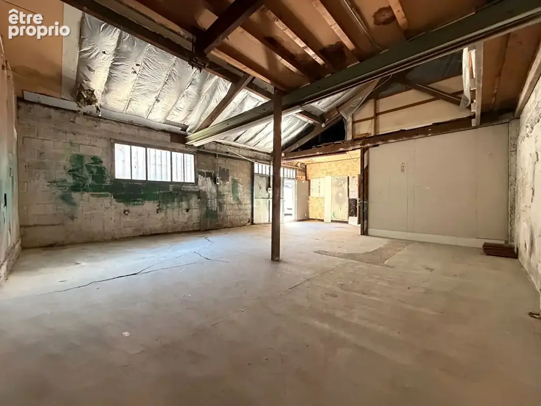 Murs commerciaux à vendre - 267 m² - saint-ouen centre -599 000  fai - photo 8