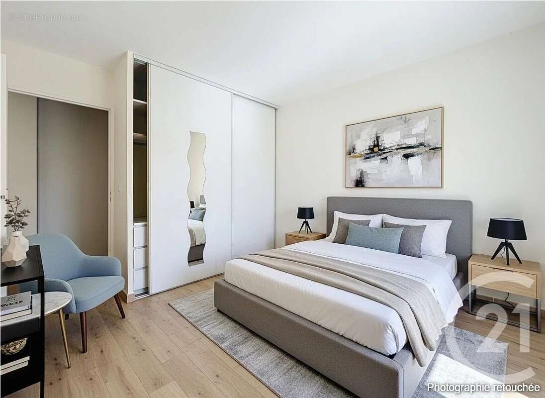 Appartement à MOUGINS