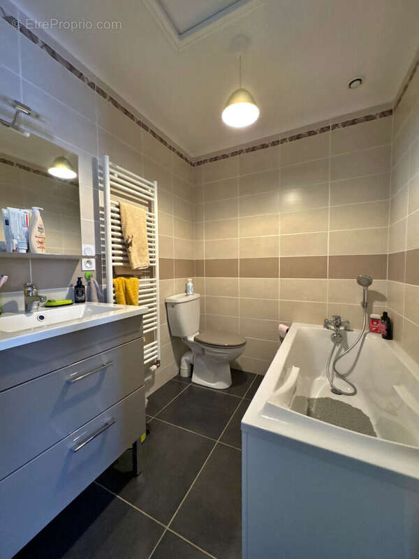 Appartement à SAINT-LEGER-SUR-ROANNE
