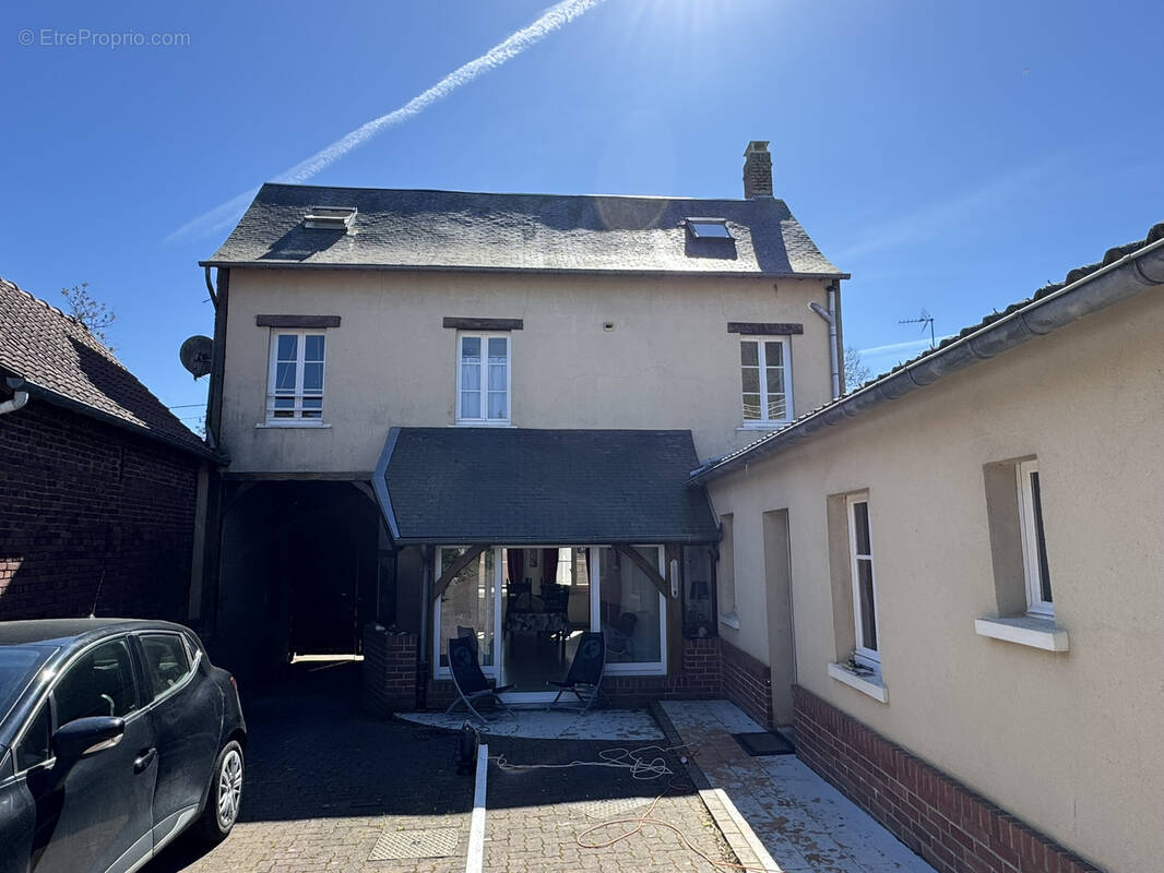 Maison à ACHEUX-EN-VIMEU
