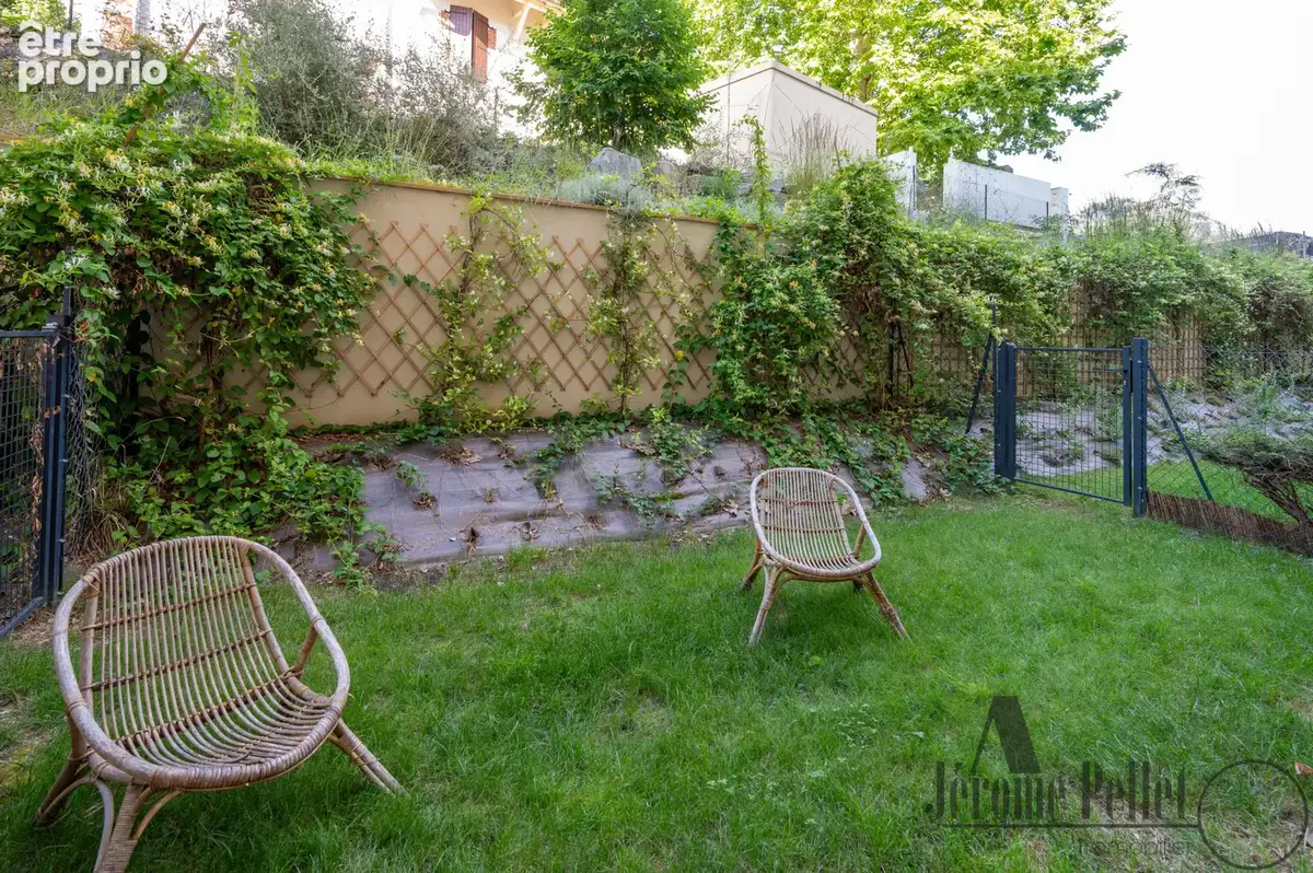 T2 récent en rez-de-jardin   Résidence sécurisée - photo 2
