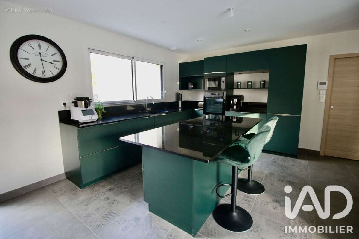 Maison 131 m² à Ferel  - photo 9
