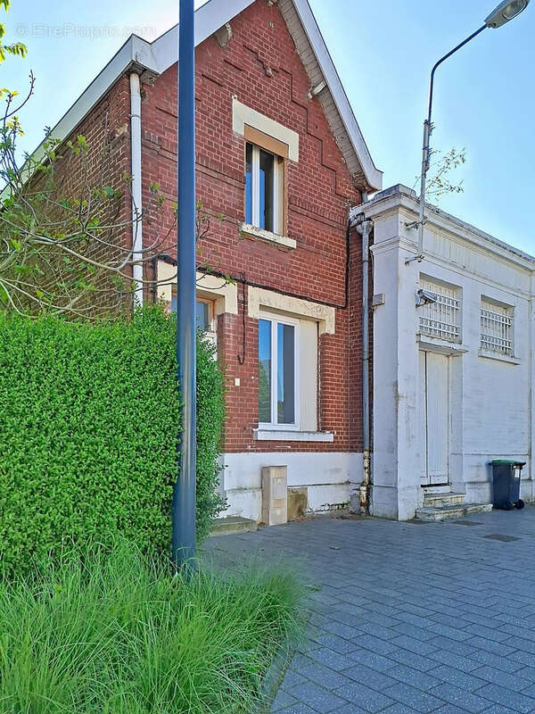 maison semi individuelle escautpont 2 chambres - photo 2