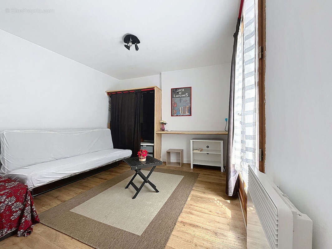 Appartement à MARSEILLE-2E