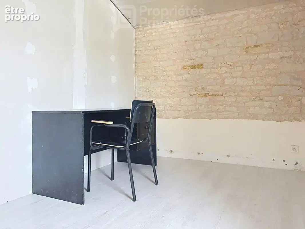 Longère de charme 135 m2 avec dépendances de 95 m2 - photo 12