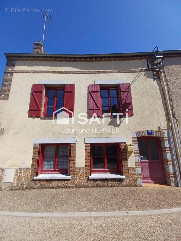 Photo 1 - Maison à VILLENEUVE-SUR-YONNE
