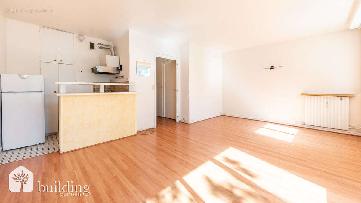 A vendre - Neuilly-sur-Seine Pasteur - Studio avec balcon de 31,14 m² - photo 13
