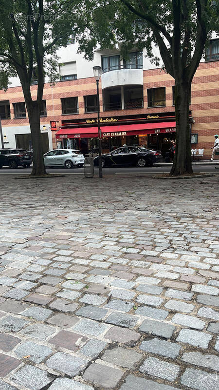 Commerce à PARIS-12E