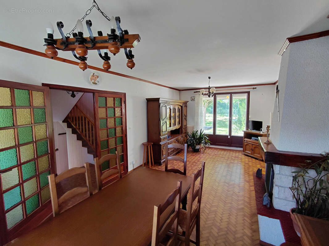 Maison à MUIZON