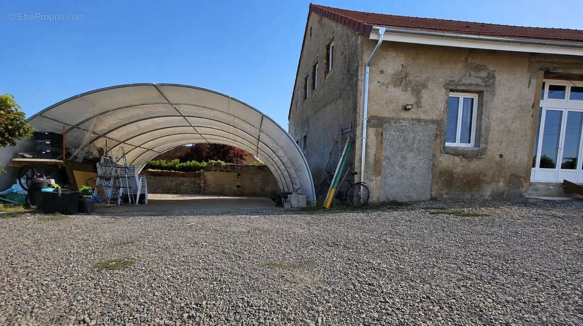 Maison à 5 min. du centre de Saint-Pourçain-sur-Sioule - photo 11