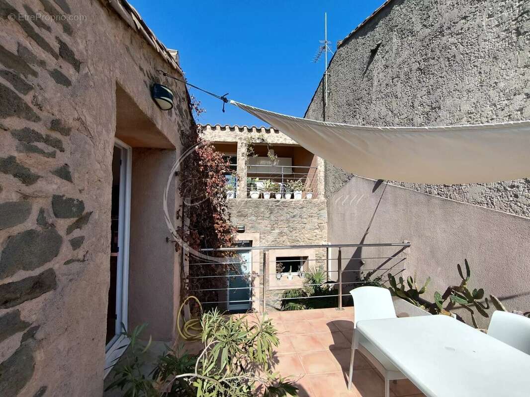 Appartement à ESCALES