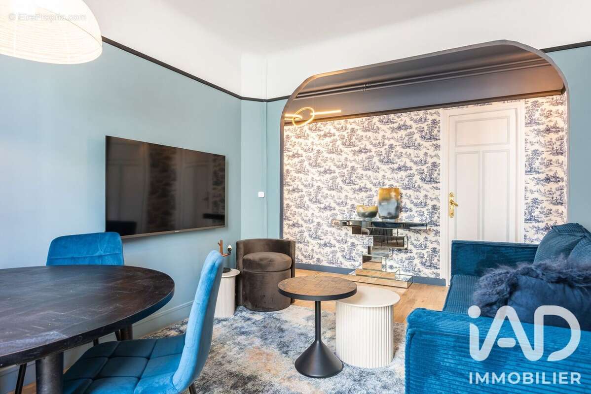 Photo 3 - Appartement à PARIS-15E
