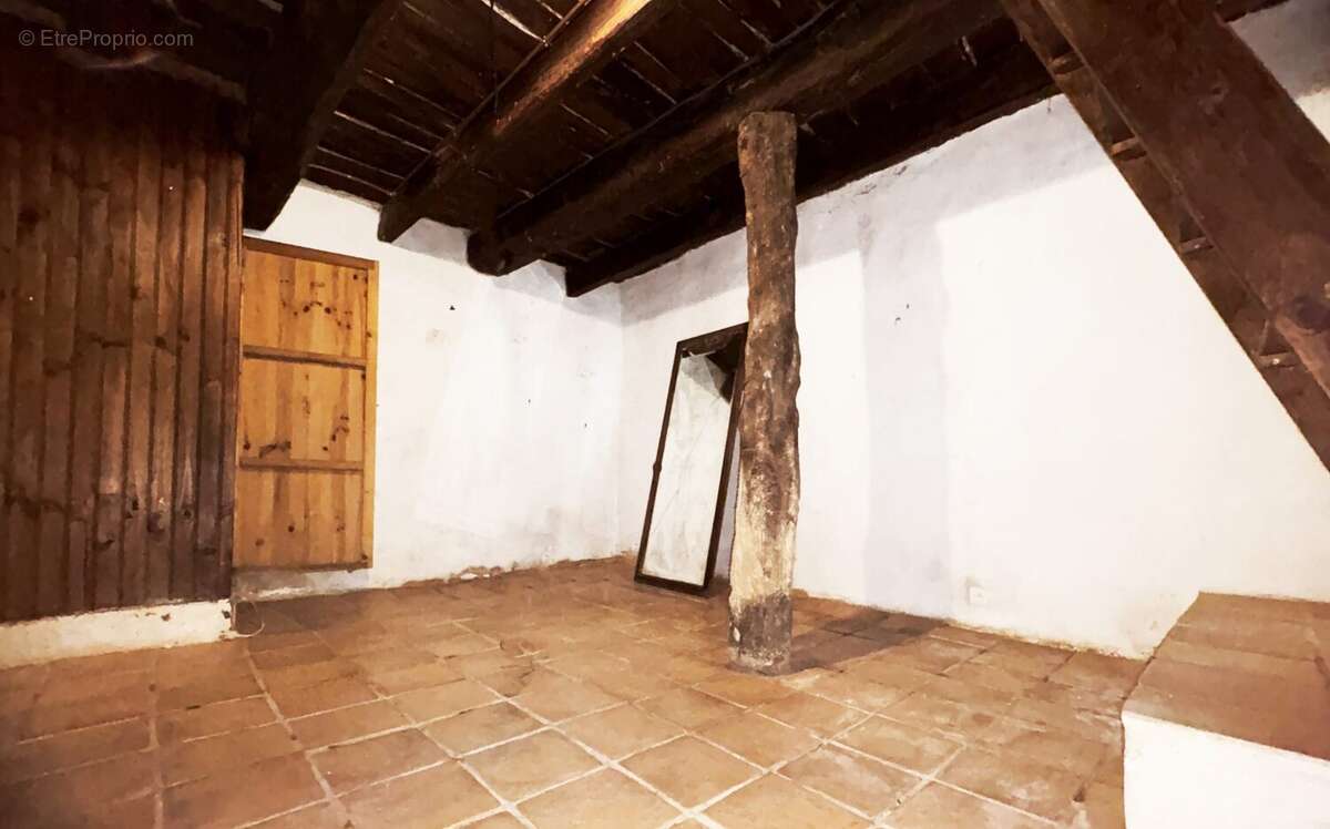 Maison à CASTELLANE