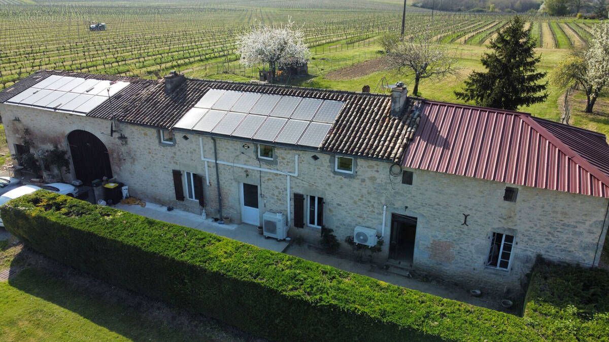Maison à GENSAC