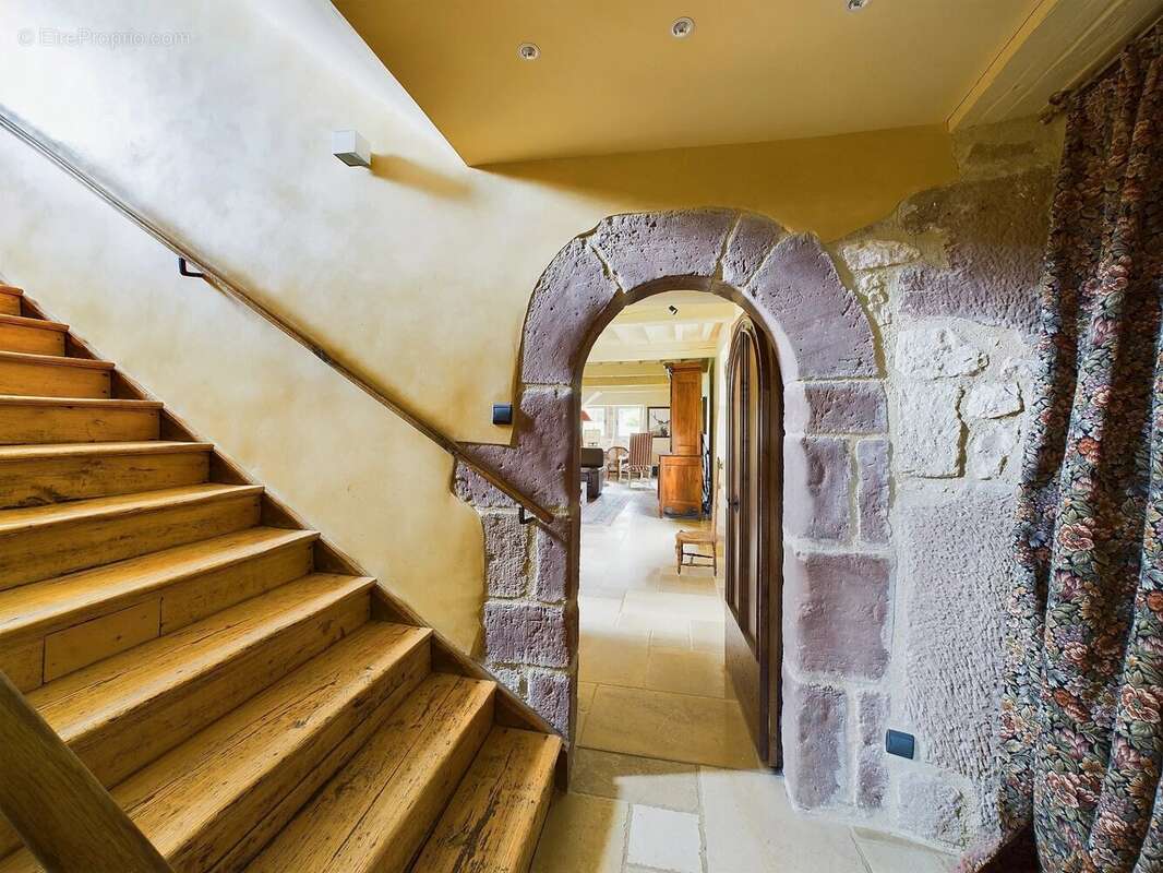 Maison à CORDES-SUR-CIEL