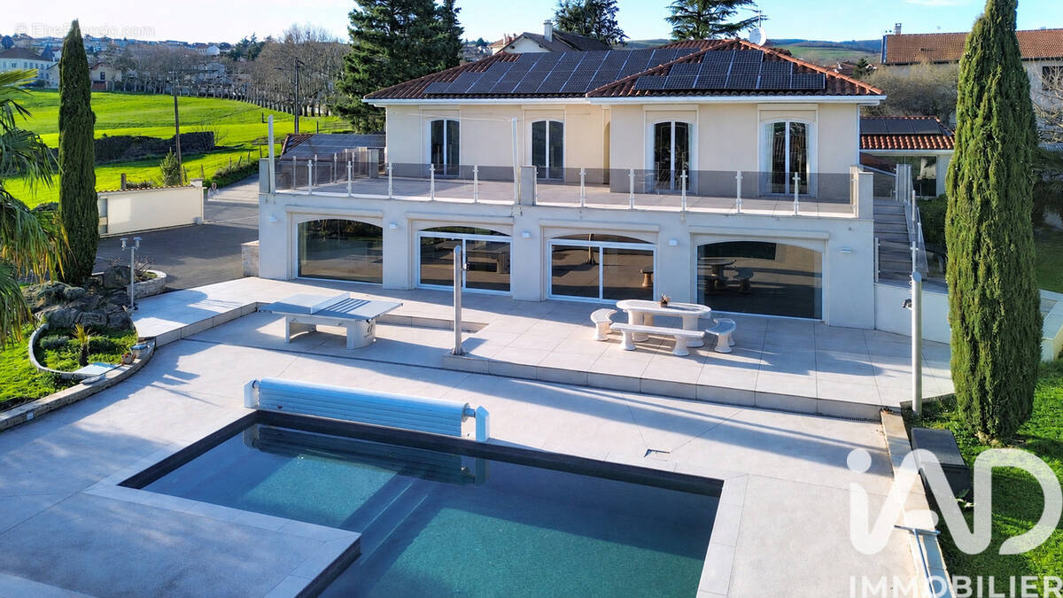 Photo 1 - Maison à SAINT-MARTIN-LA-PLAINE