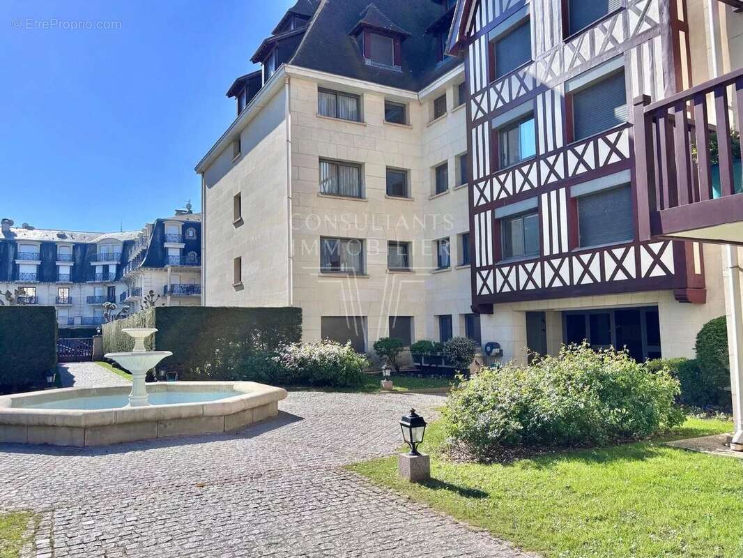 Appartement à DEAUVILLE