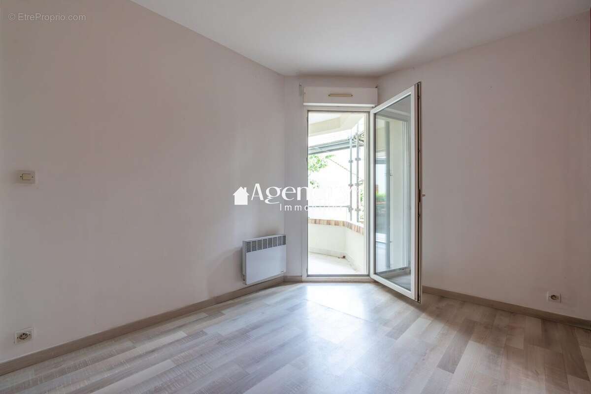 Appartement à TORCY