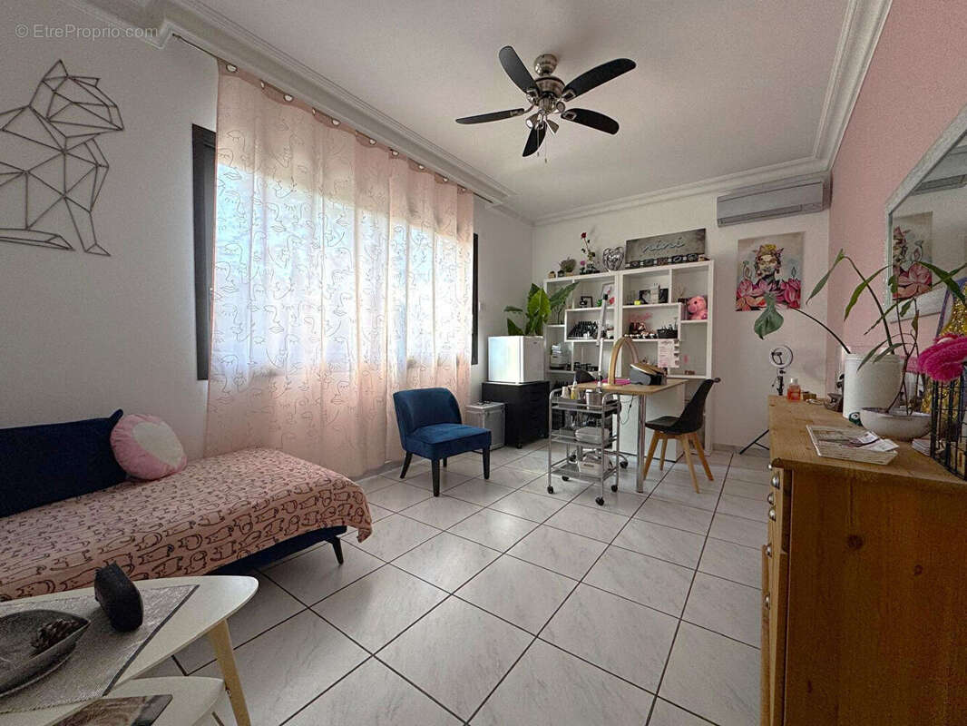 Maison à BAGNOLS-SUR-CEZE