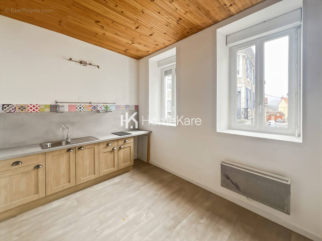 Appartement à MONTREJEAU