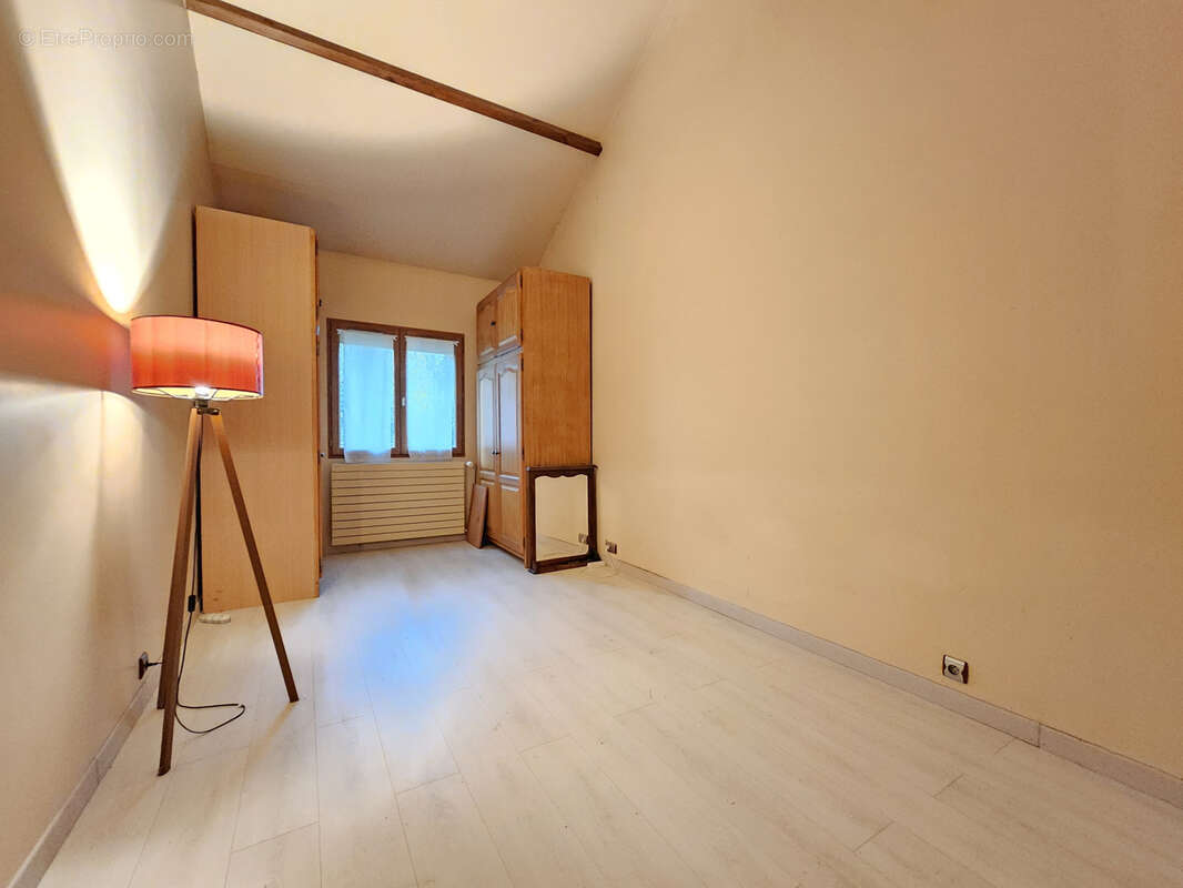 Maison à SAVIGNY-SUR-ORGE