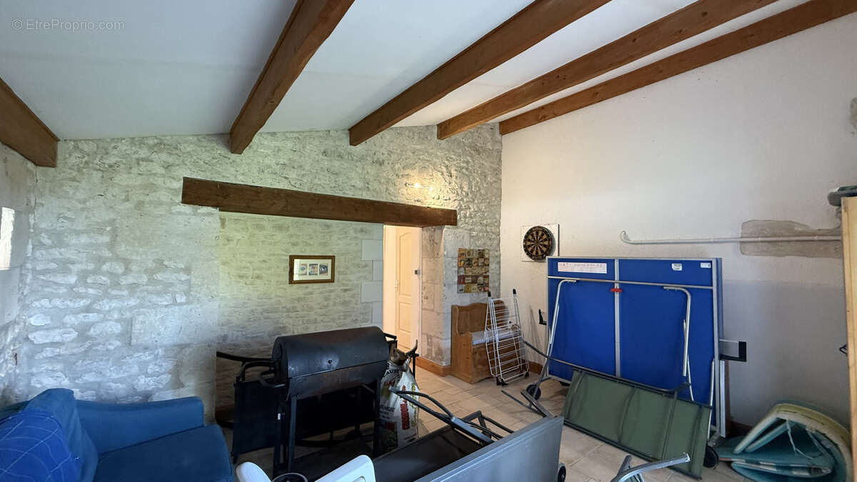 Maison à MORTAGNE-SUR-GIRONDE