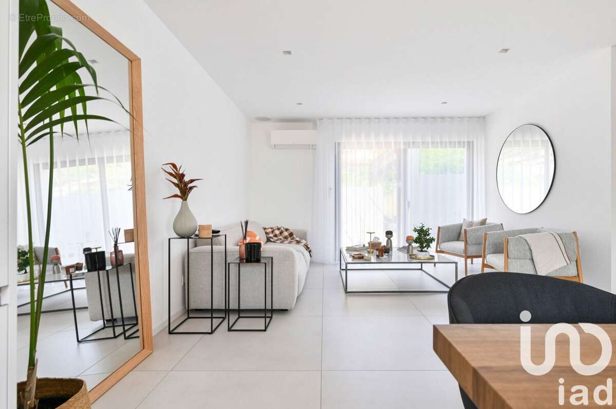 Photo 6 - Maison à PEYPIN