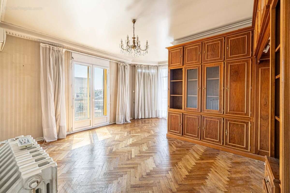 Nice Tzarewitch - Exceptionnel dernier étage de 156m² avec 170m² de terrasses - photo 4