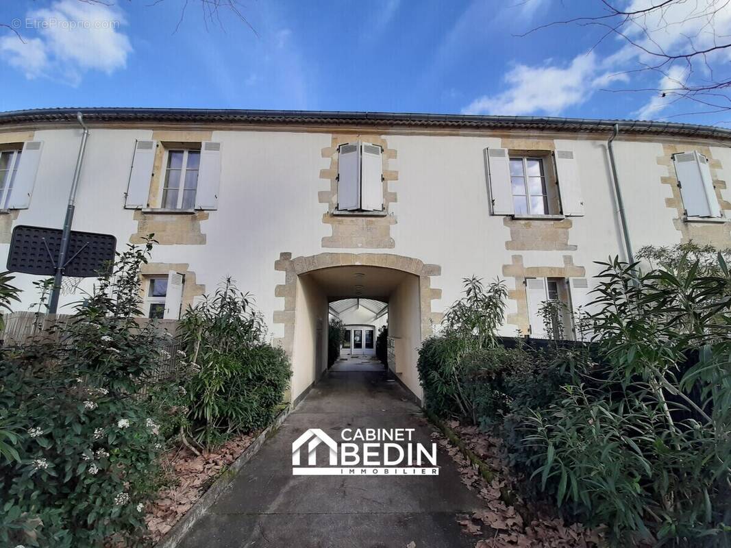 Appartement à VILLENAVE-D'ORNON