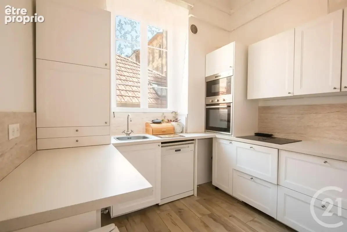 Appartement 105 m² à Nice  - photo 9