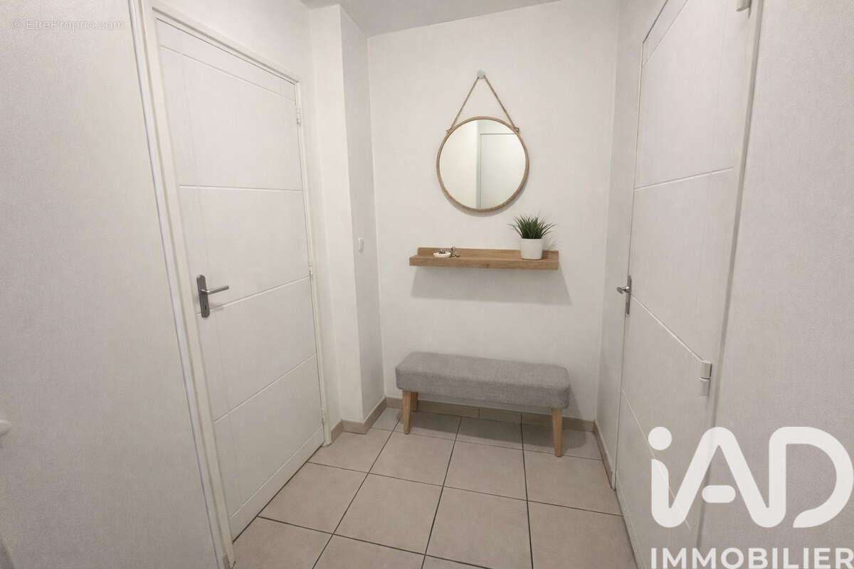 Photo 3 - Appartement à MAINVILLIERS