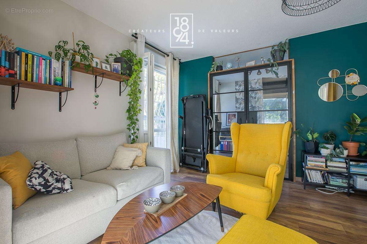 Appartement à MARSEILLE-10E